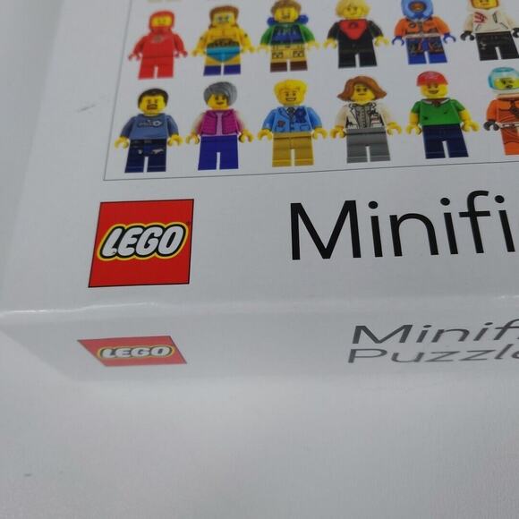 Lego LEGO Minifigure‎ Puzzle (1000 piece) 25in.Wx20in.H Chronicle Books - Picture 4 of 9
